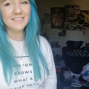 Meet your Posher, Destiny